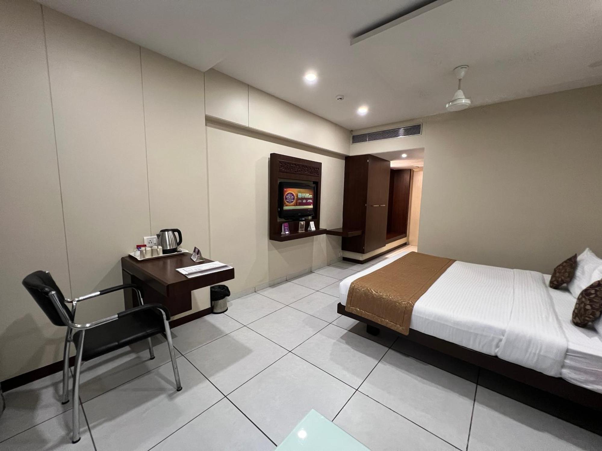 Vits Shalimar, Ankleshwar Hotel Exterior foto