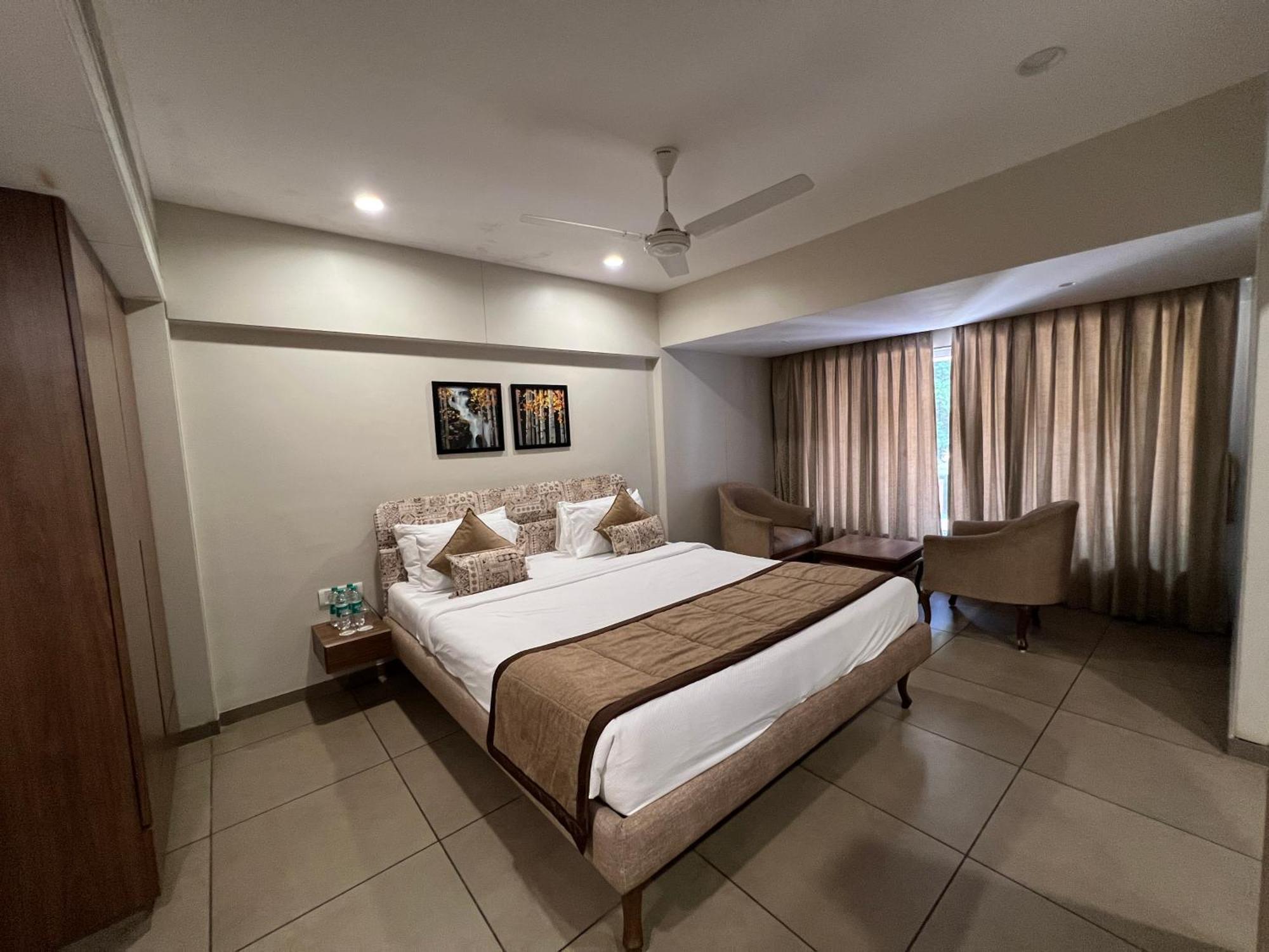 Vits Shalimar, Ankleshwar Hotel Exterior foto