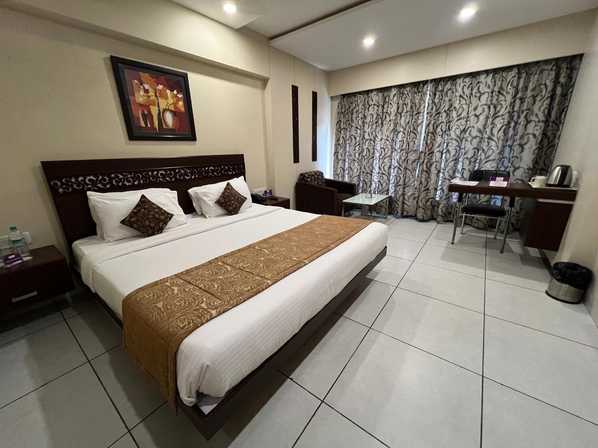 Vits Shalimar, Ankleshwar Hotel Exterior foto