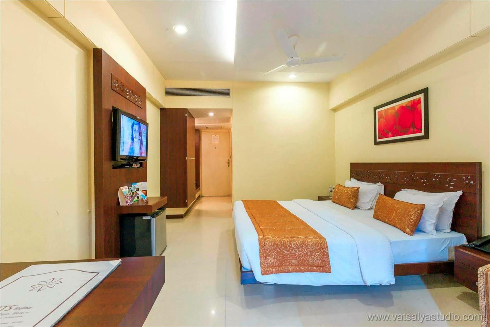 Vits Shalimar, Ankleshwar Hotel Exterior foto