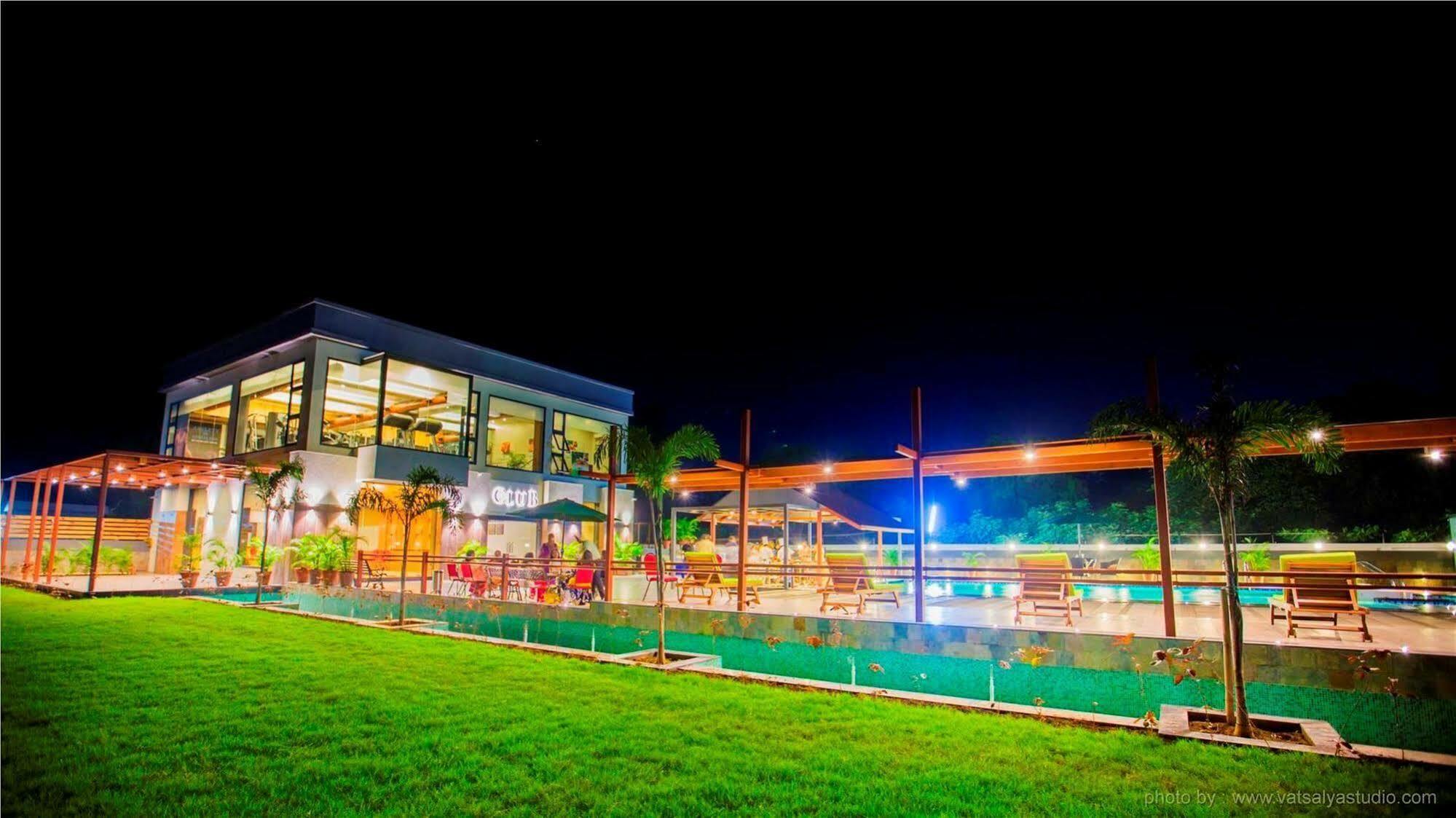 Vits Shalimar, Ankleshwar Hotel Exterior foto